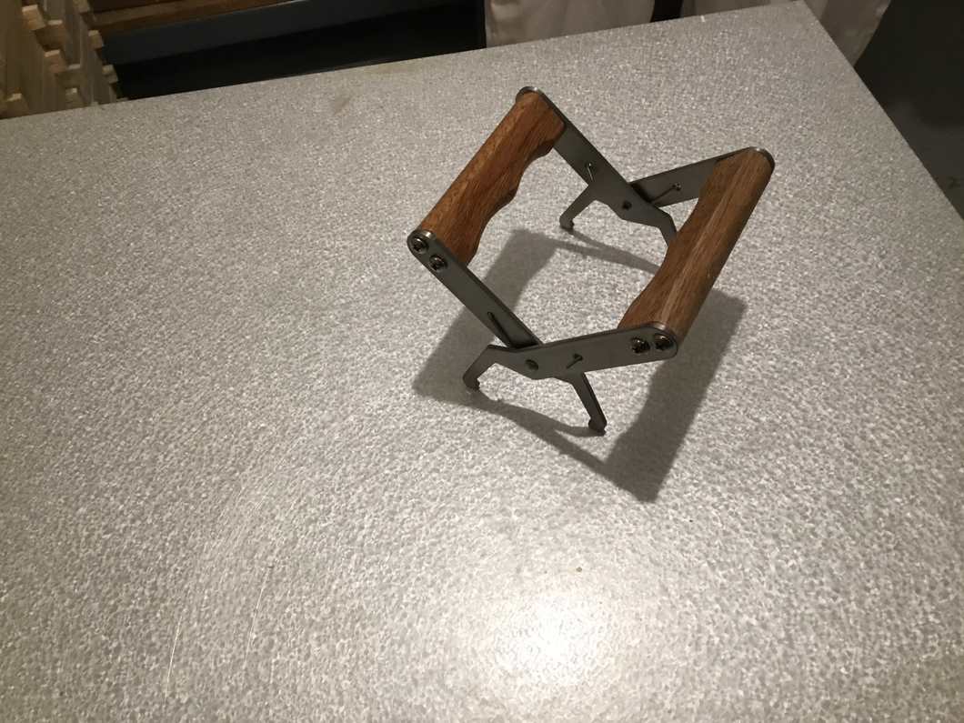 Deluxe Frame Grip grabber