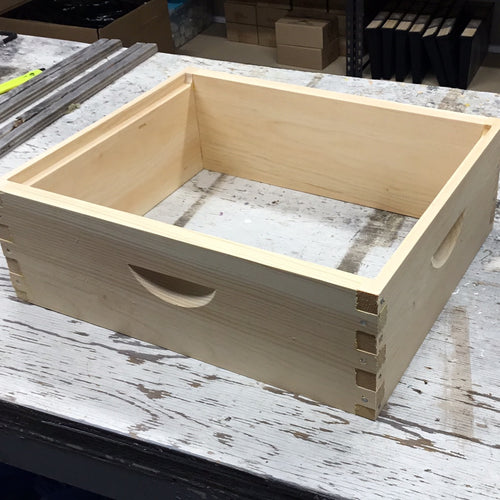 Medium Hive Box 10 frame assembled