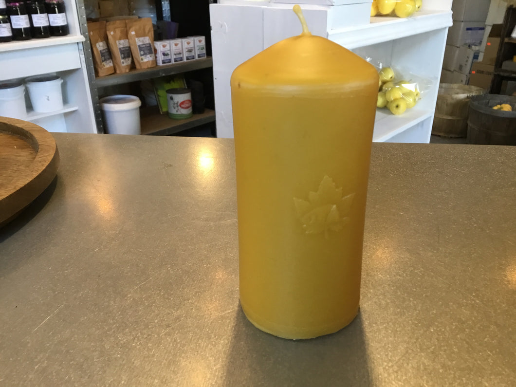 Canadiana pillar candle 2X5